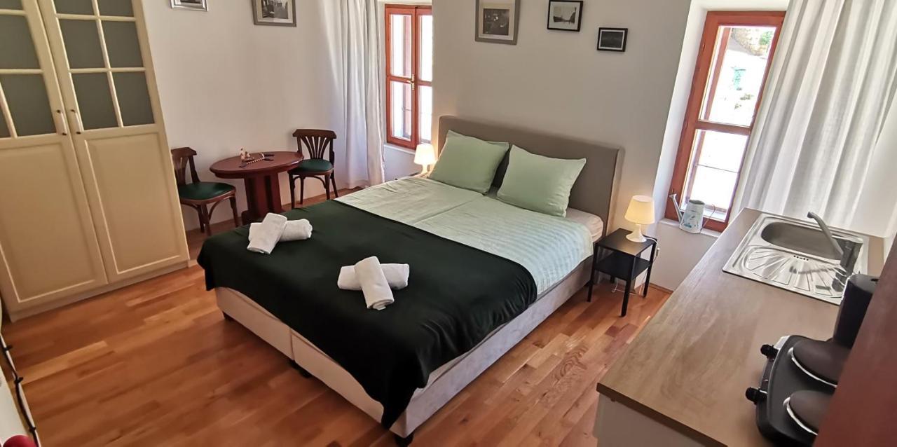 Studio Apartment L&G Ρόβινι Εξωτερικό φωτογραφία