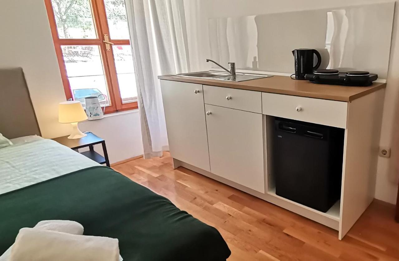 Studio Apartment L&G Ρόβινι Εξωτερικό φωτογραφία